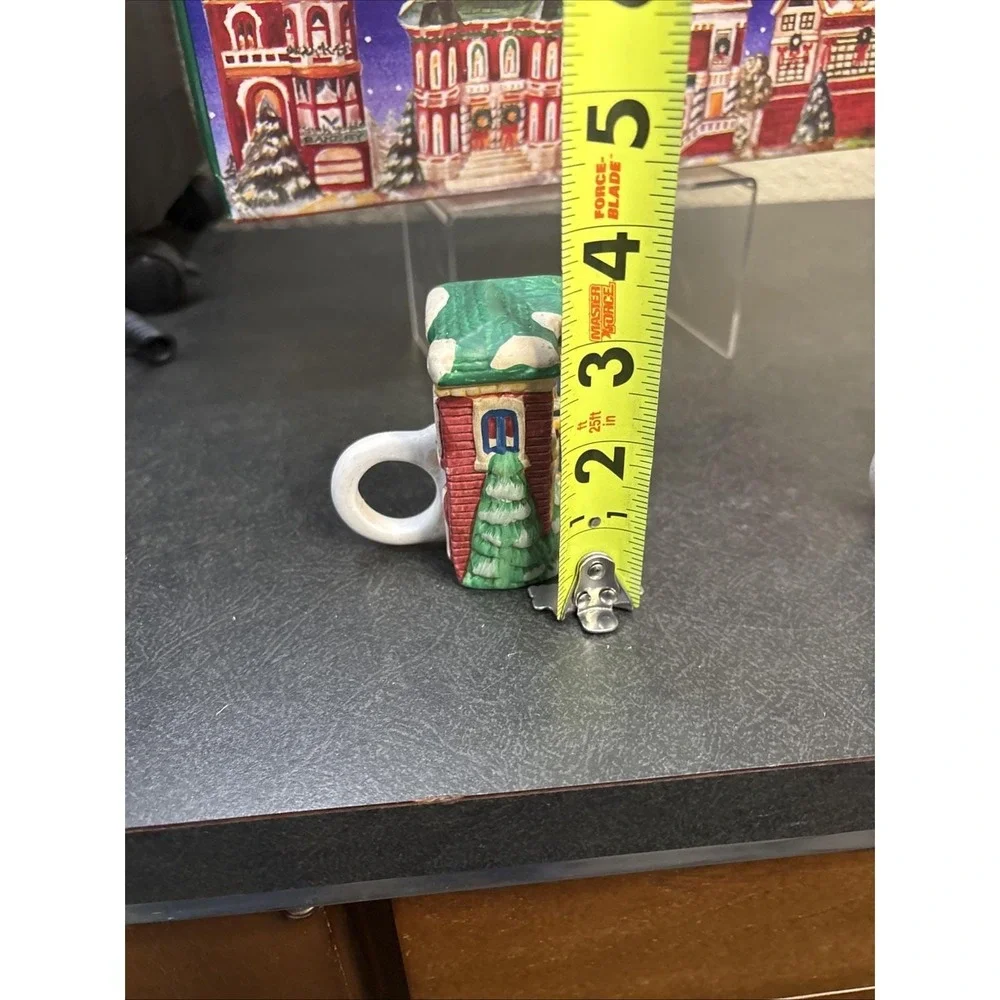 Vtg~Set Of 4~Christmas Village Ceramic Napkin Ring~Holiday Houses~IOB